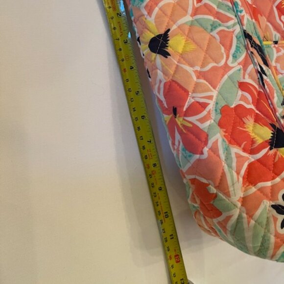 VERA BRADLEY | Rainforest Lily Coral Pattern Tote-Like NEW! - Picture 12 of 16